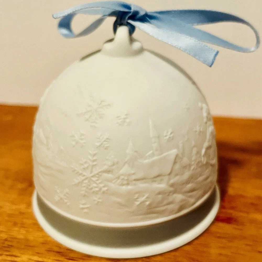 Lladro Spain Four Seasons Bells Retired Lot of 4 Annual 1991 1992 1993‎ 1994